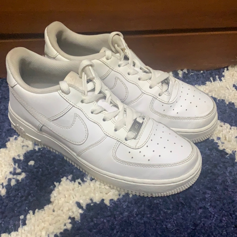Nike Air Force 1 size 6y 7.5 women’s white